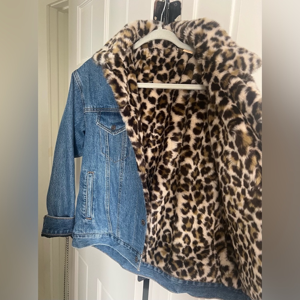 Levi's 90s Fur Trucker Jacket - Picture 2 of 7